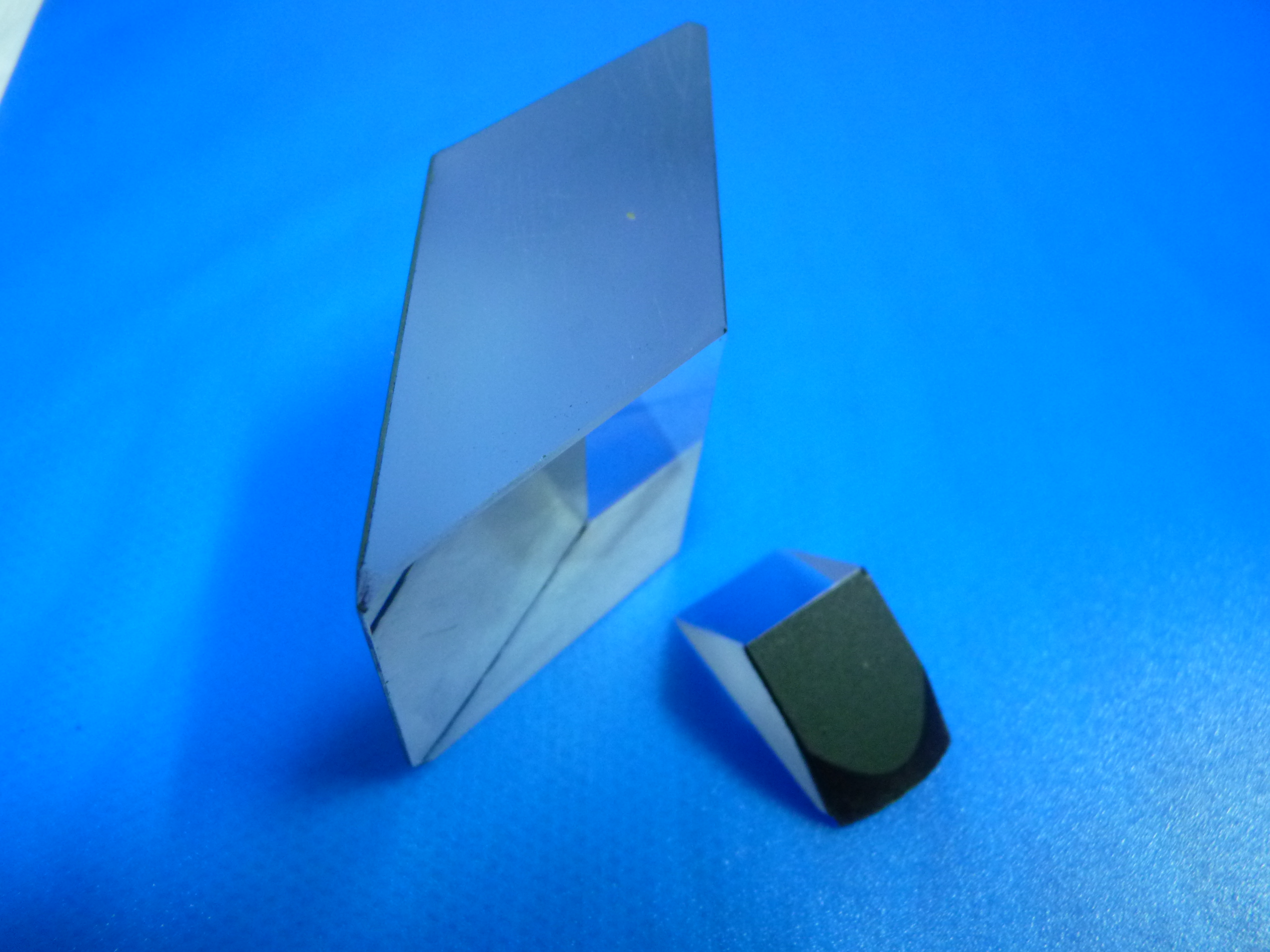 Rhombic prism